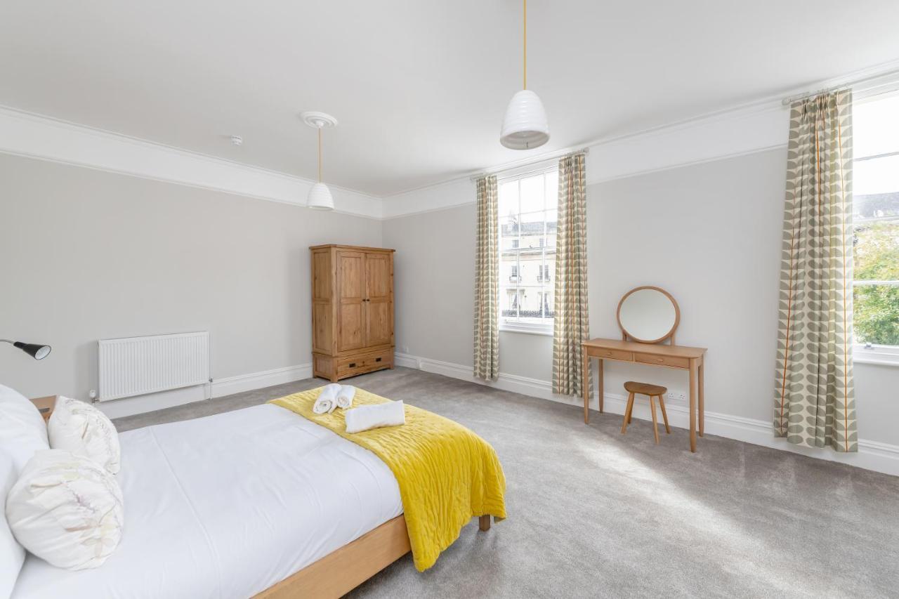 Spacious Maisonette With Parking - 10 Mins Walk From Bath Abbey - 2 Bed & 2 Bath Buitenkant foto